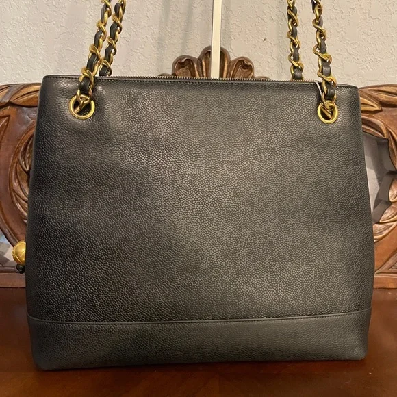 SOLD Chanel Vintage Timeless Chain Shopping Tote Shoulder Bag Caviar Leather - Picture 6 of 17